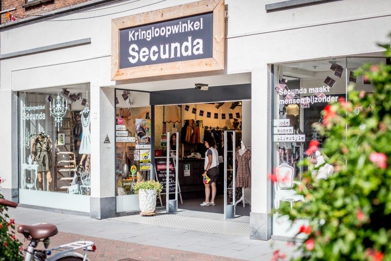 Kringloopwinkel Secunda voldoet bovengemiddeld aan de landelijke norm op het gebied van sociaal ondernemen